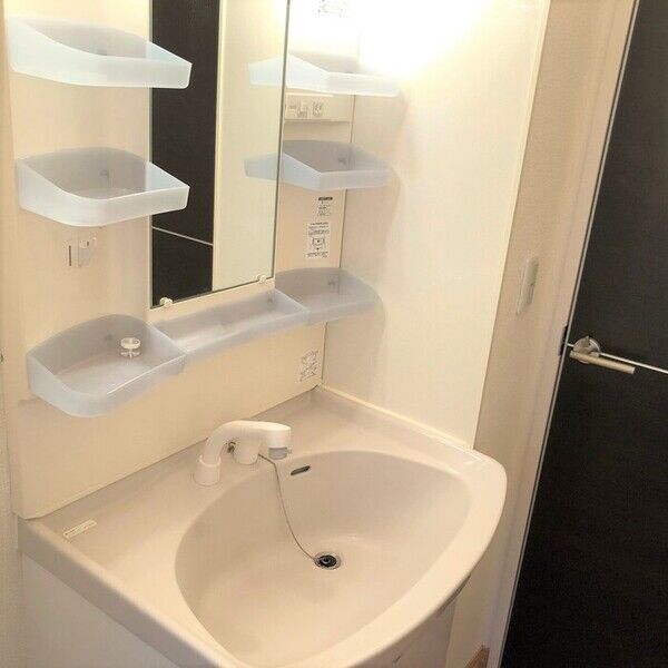 洗面所 (103　洗面所)