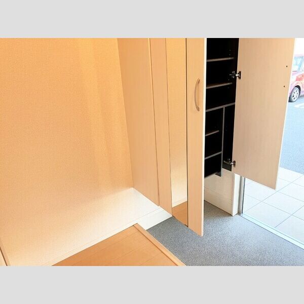 玄関 (101　玄関)