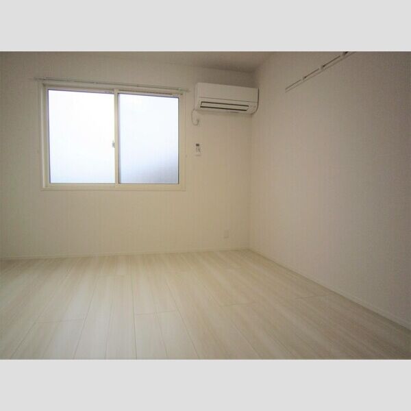 その他 (203　洋室)