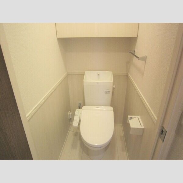 トイレ (203　トイレ)