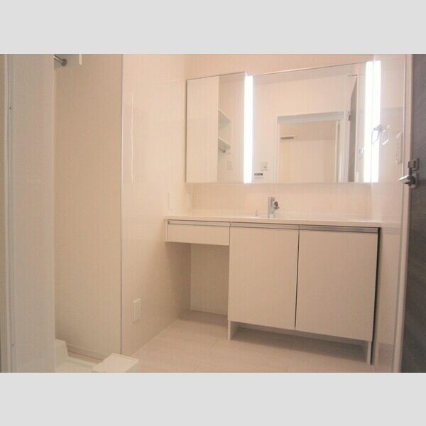 洗面所 (102　洗面所)