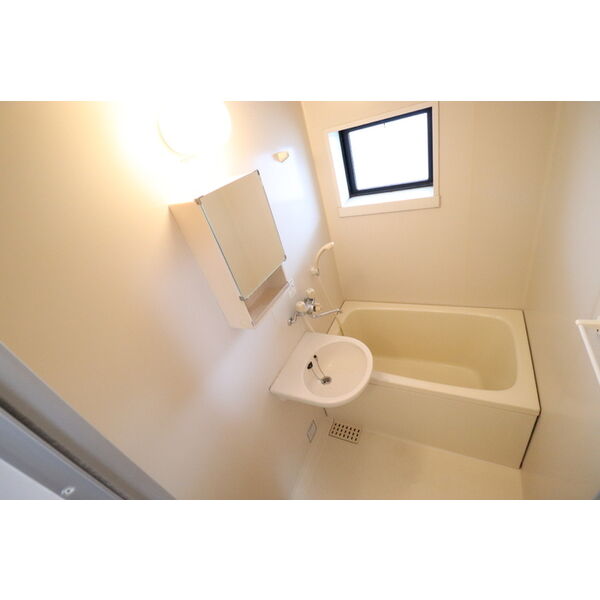 バス (202　バス)