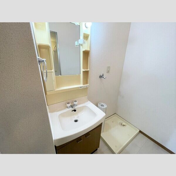 洗面所 (101　洗面所)