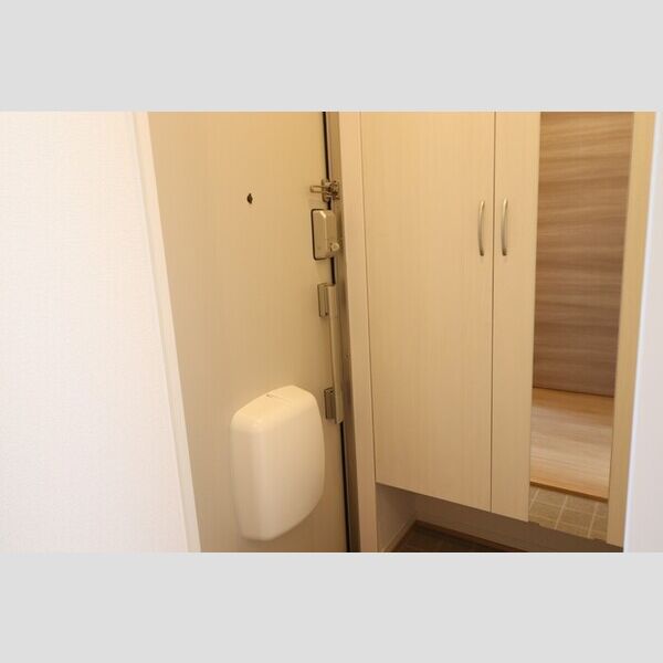 玄関 (105　玄関)