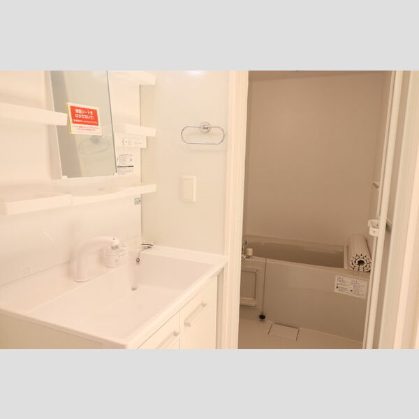 洗面所 (105　洗面所)