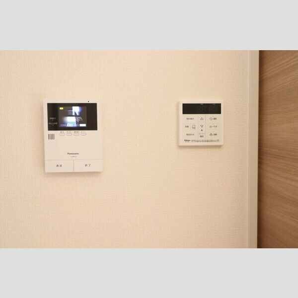 その他設備 (105　TVインターホン・追い炊きリモコン)