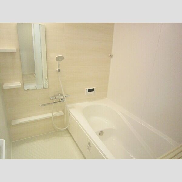 バス (103　浴室)