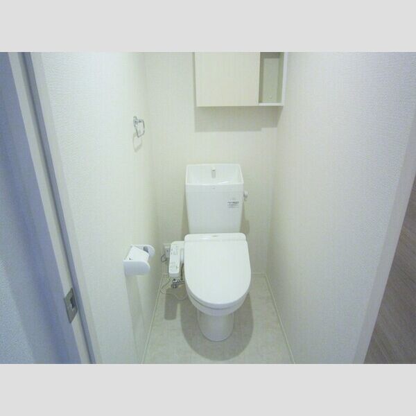 トイレ (103　トイレ)