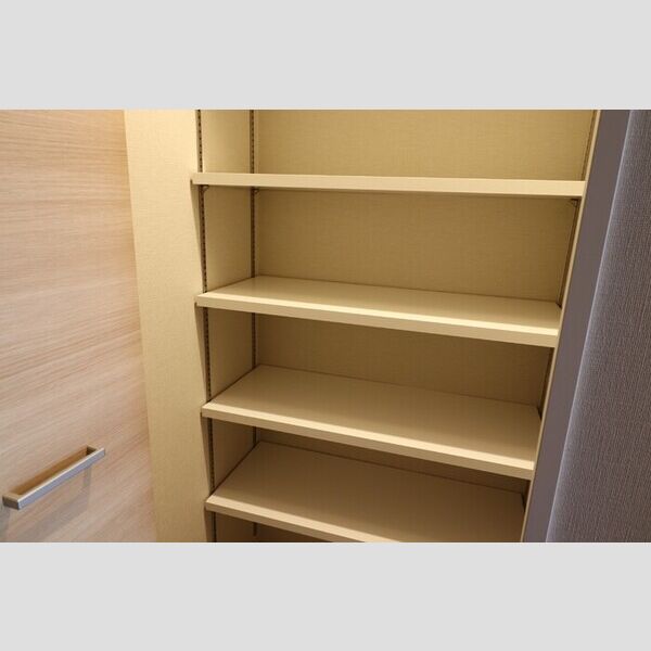 玄関 (302　シューズクローク)