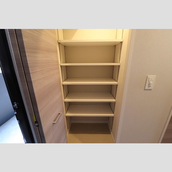 玄関 (410　玄関収納)