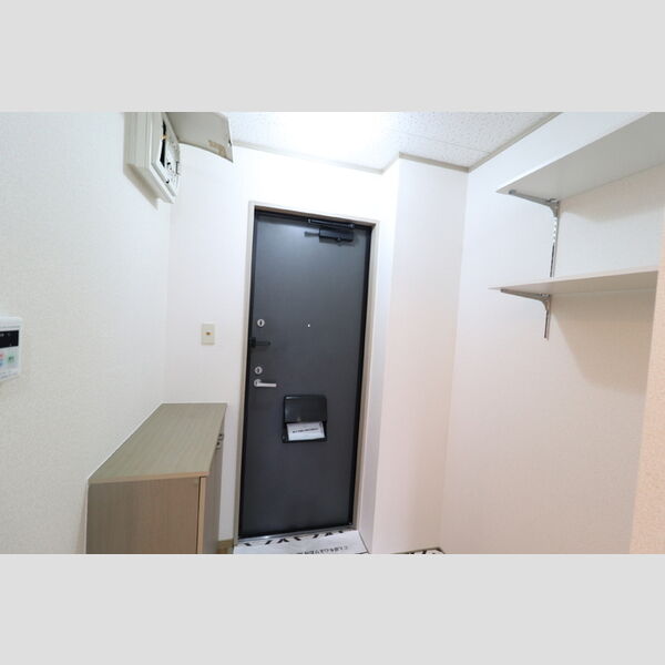 玄関 (205 玄関)