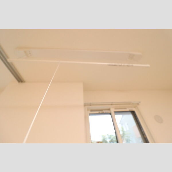 その他 (103　室内物干し)