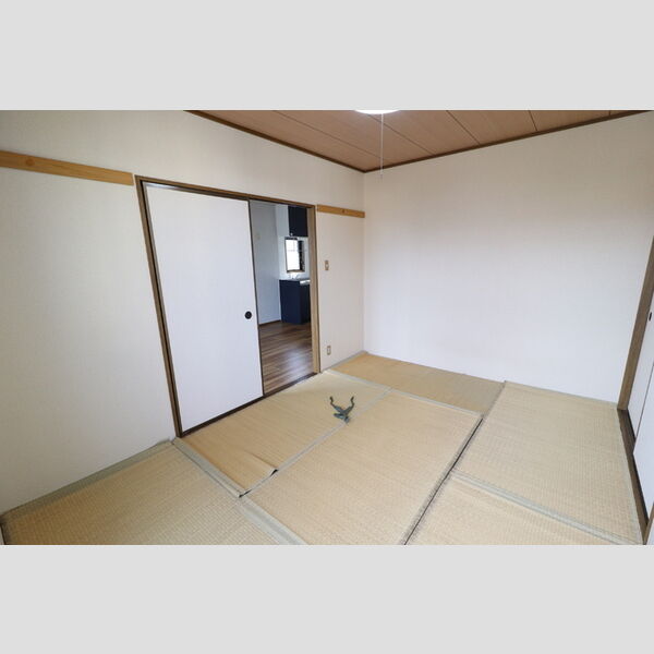 その他 (205 和室)