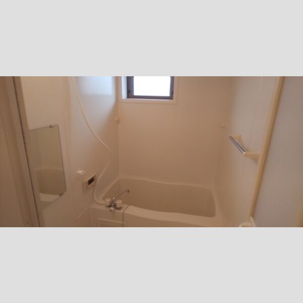 バス (B201　浴室)