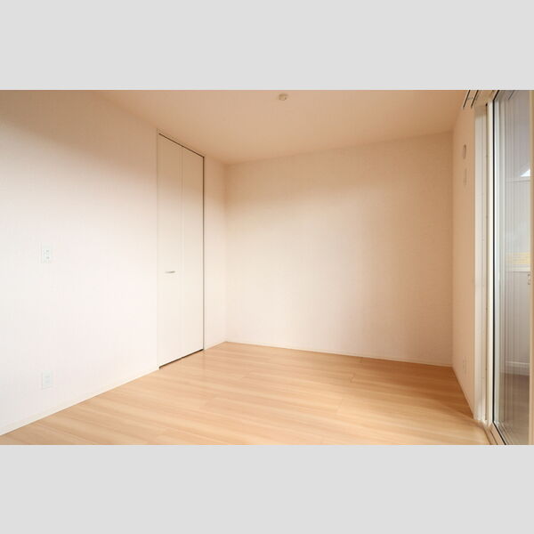 その他 (203　洋室)