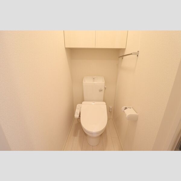 トイレ (201　トイレ)