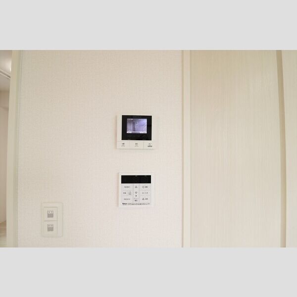 その他設備 (101　TVインターホン・追い炊きリモコン)