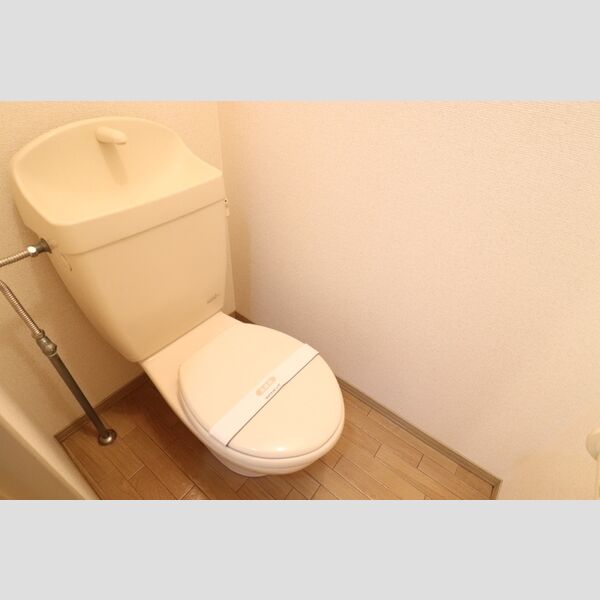 トイレ (102　トイレ)