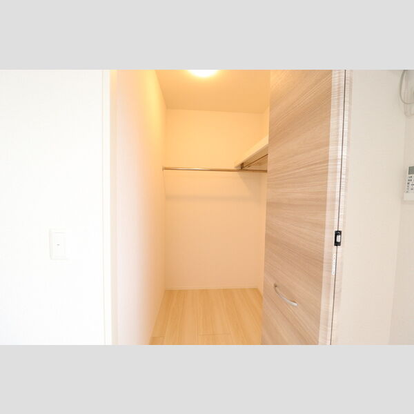 収納 (210　ウォークインクローゼット)