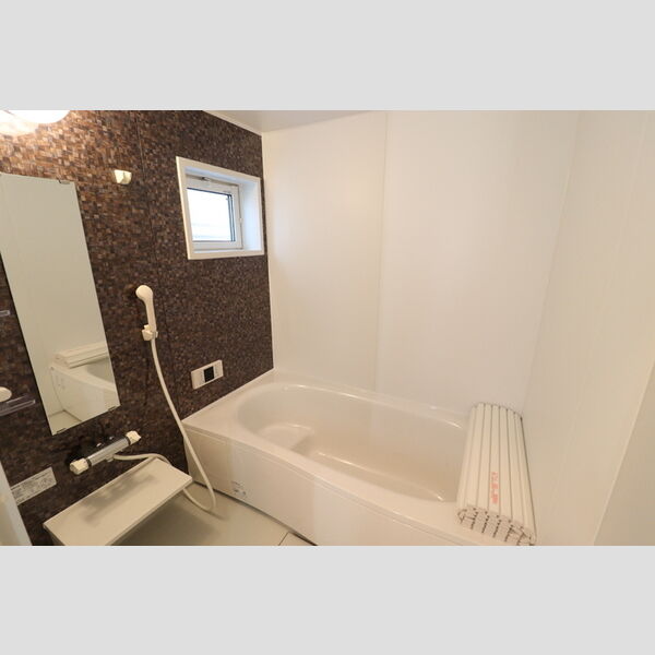 バス (207　浴室)