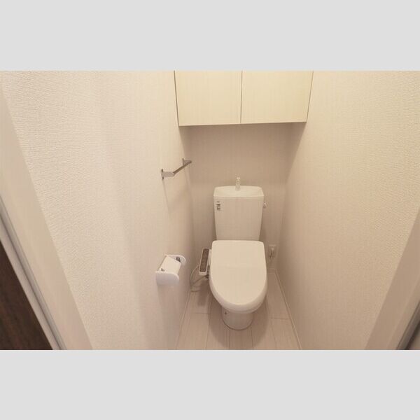 トイレ (207　トイレ)