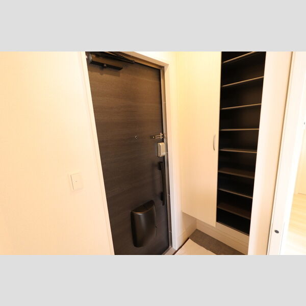 玄関 (201　玄関)