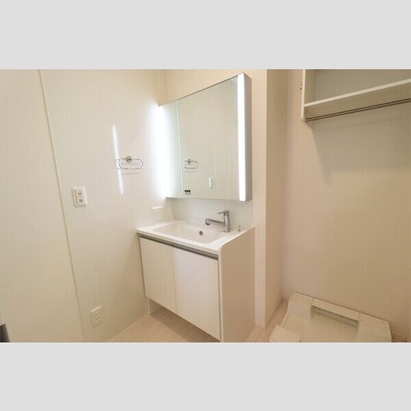 洗面所 (201　洗面所)