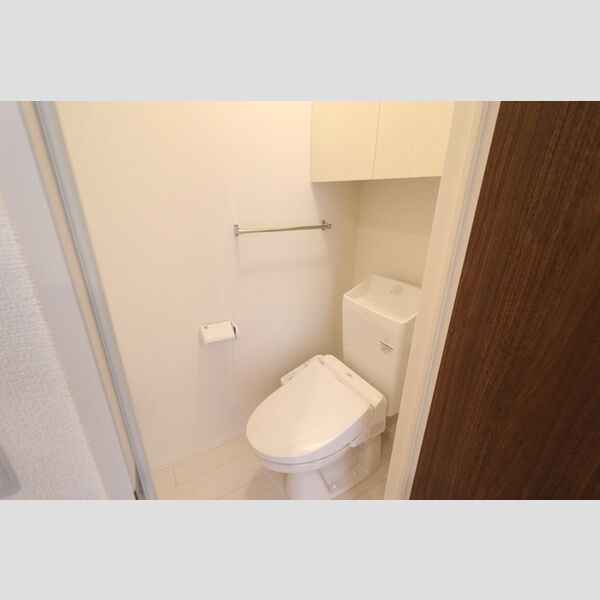 トイレ (102　トイレ)