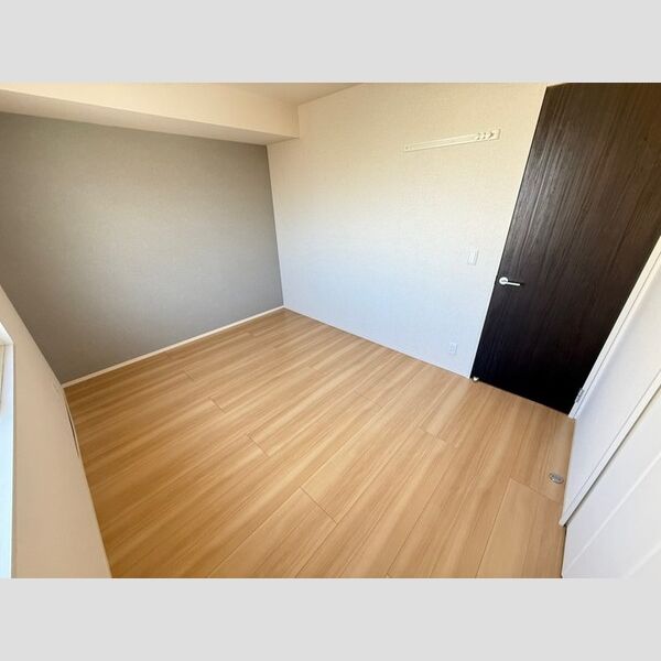 その他 (202　洋室)