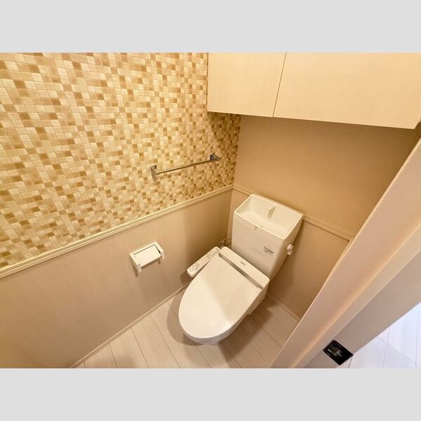 トイレ (202　トイレ)