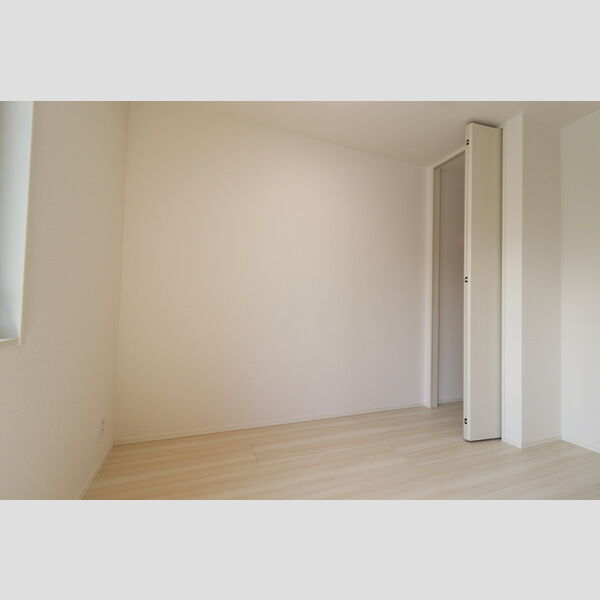 その他 (302　洋室)