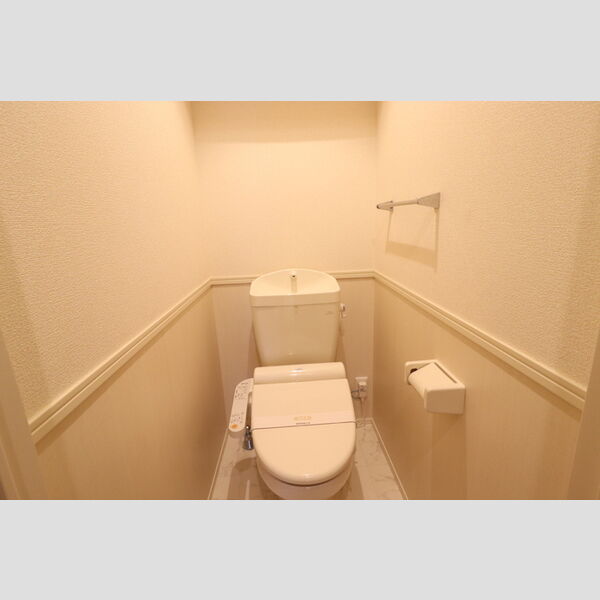 トイレ (102　トイレ)