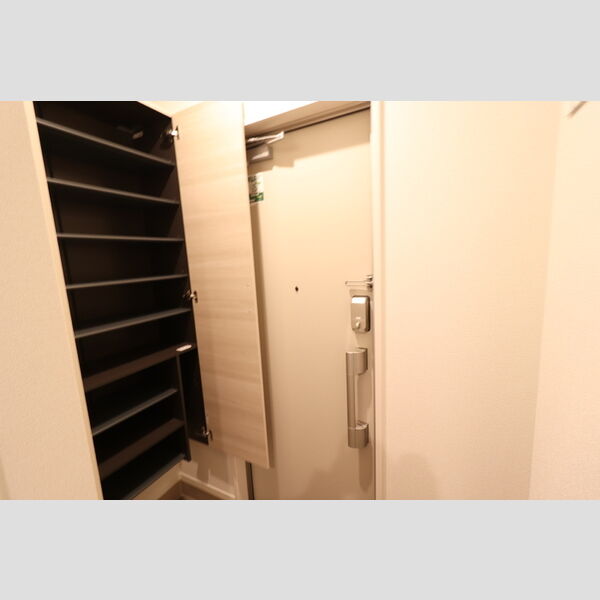 玄関 (101　玄関)