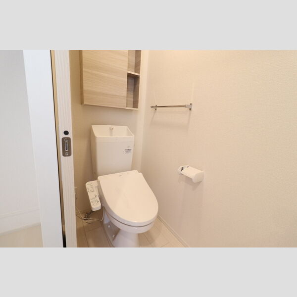 トイレ (205　トイレ)