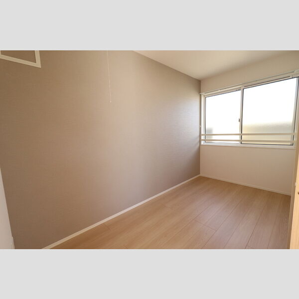 その他 (302　洋室)