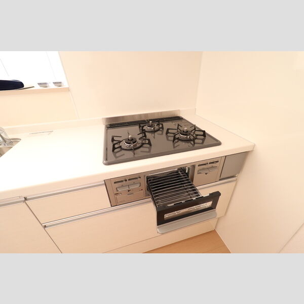 その他 (302　キッチン3口コンロ)