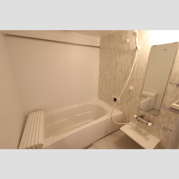 バス (302　浴室)