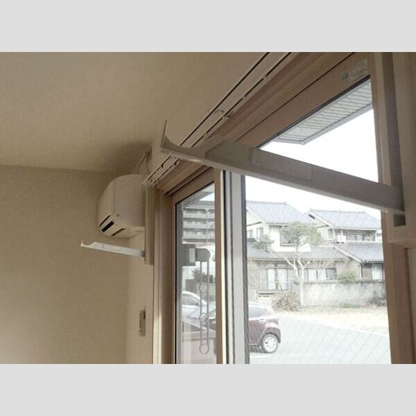 その他 (106　物干し金物)