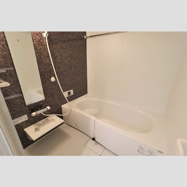 バス (205　浴室)