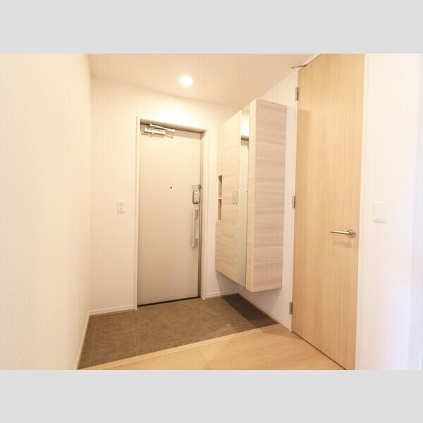 玄関 (201　玄関)