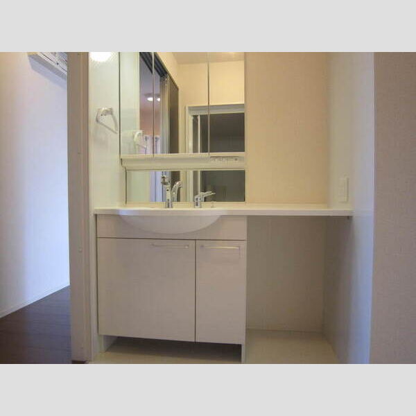 洗面所 (103　洗面所)