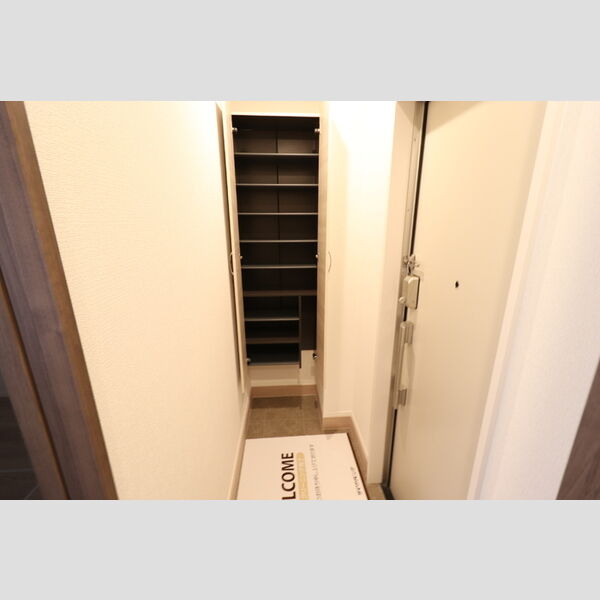 玄関 (102　玄関)