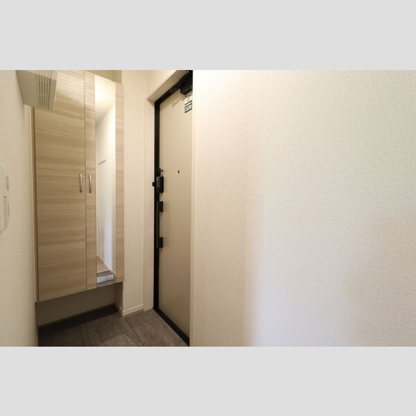 玄関 (202　玄関)