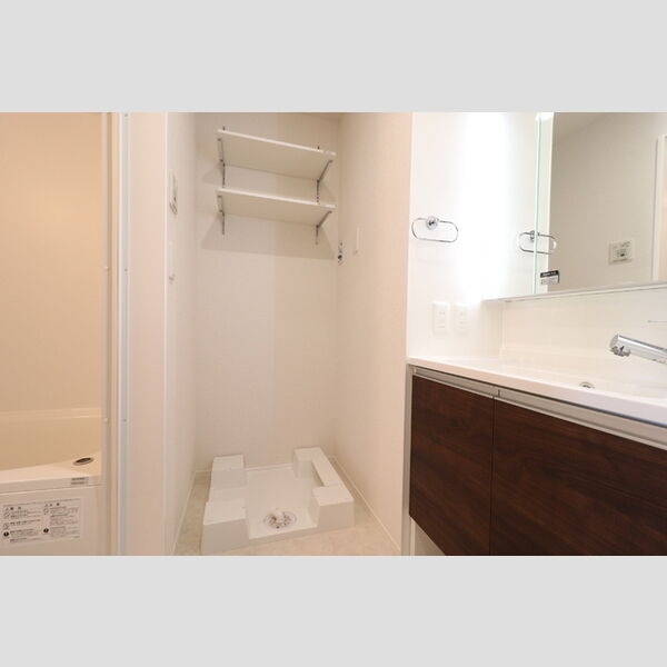 洗面所 (202　洗面所)