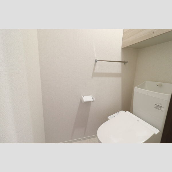 トイレ (203　トイレ)