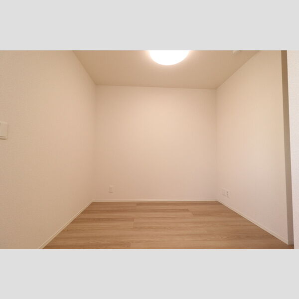 その他 (205　洋室)