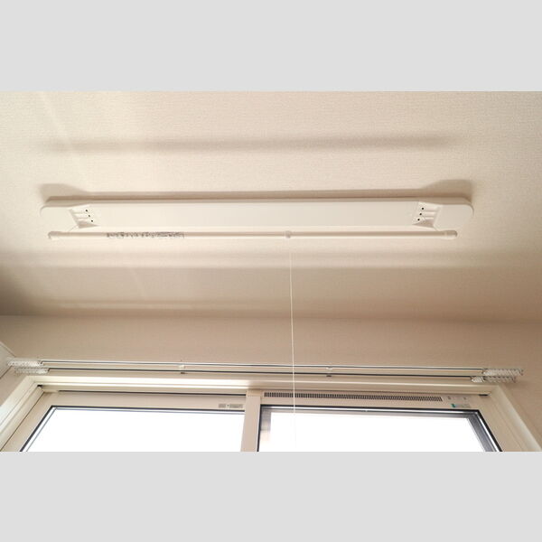 その他 (205　室内物干し)