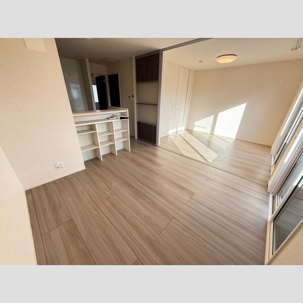 居室・リビング (LDK～洋室)