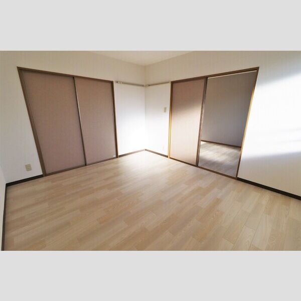 その他 (202　洋室)