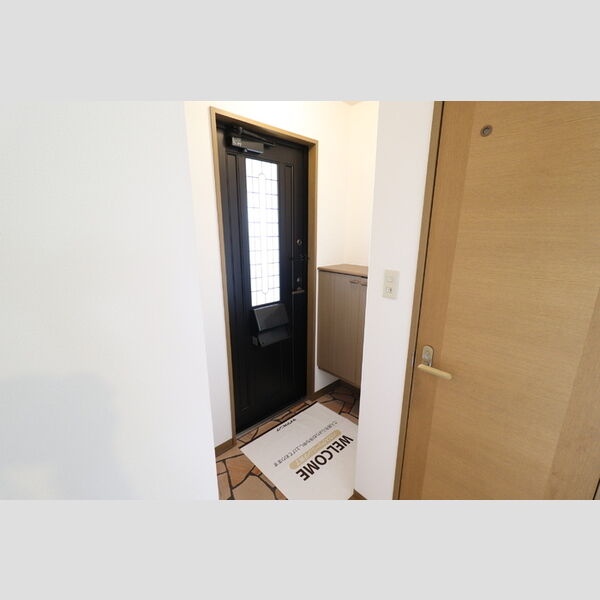 玄関 (202　玄関)